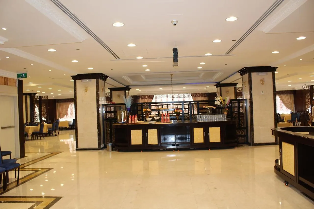 شركة الصنوبرة الفندقية فندق هوليدي فيلا المدينة Hotel
