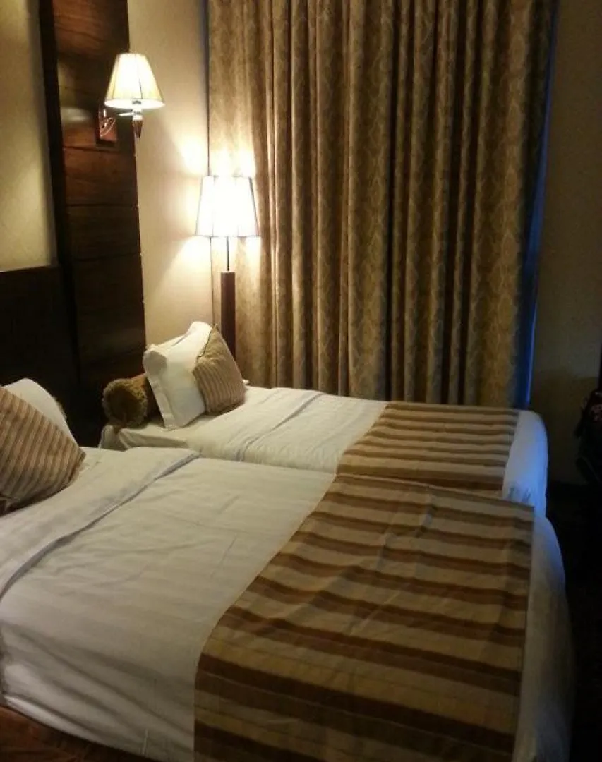 شركة الصنوبرة الفندقية فندق هوليدي فيلا المدينة 2*, Medina Saudi Arabia