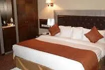 Hotel شركة الصنوبرة الفندقية فندق هوليدي فيلا المدينة